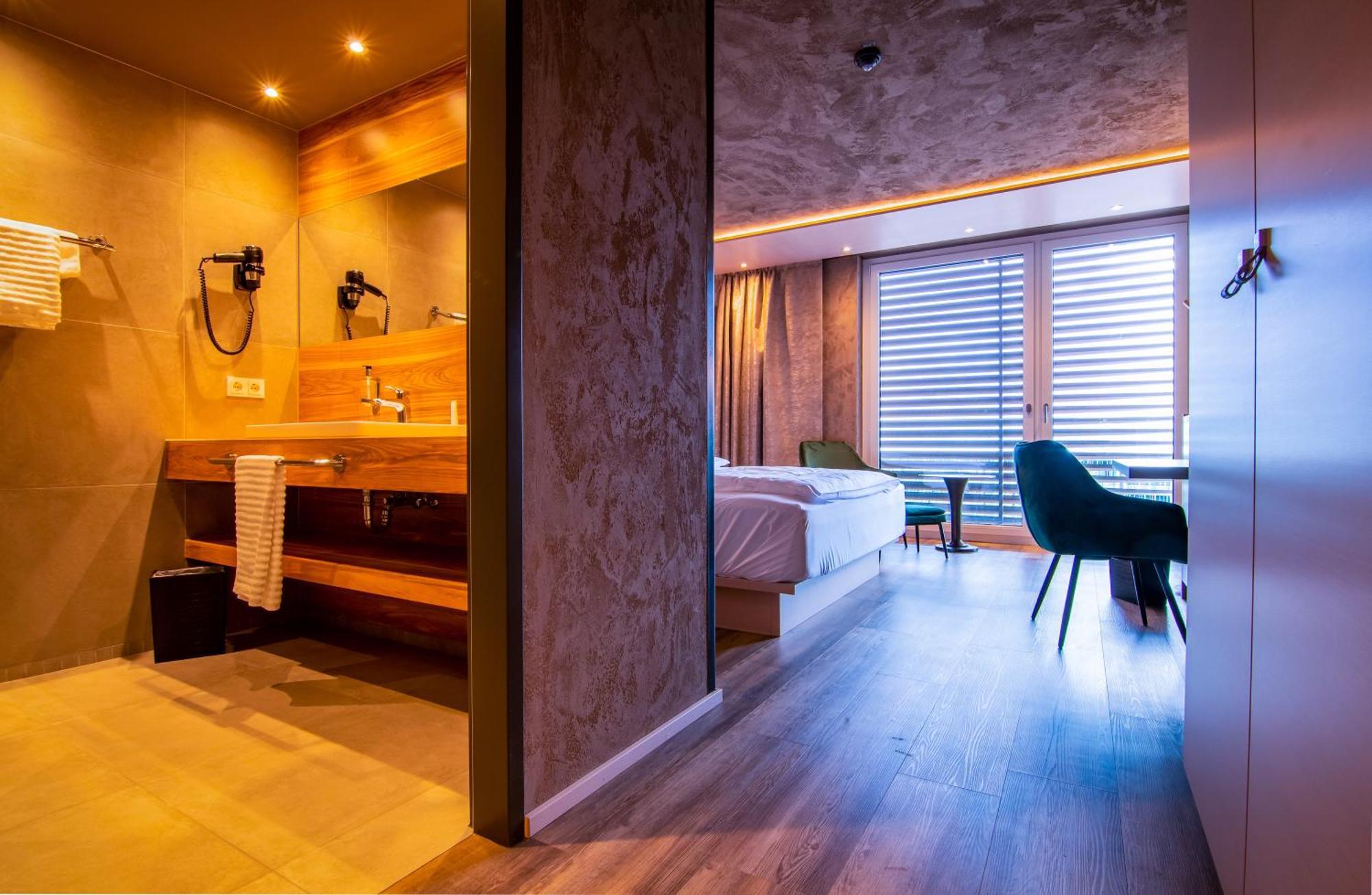 Meiser Design Hotel ディンケルスビュール 部屋 写真