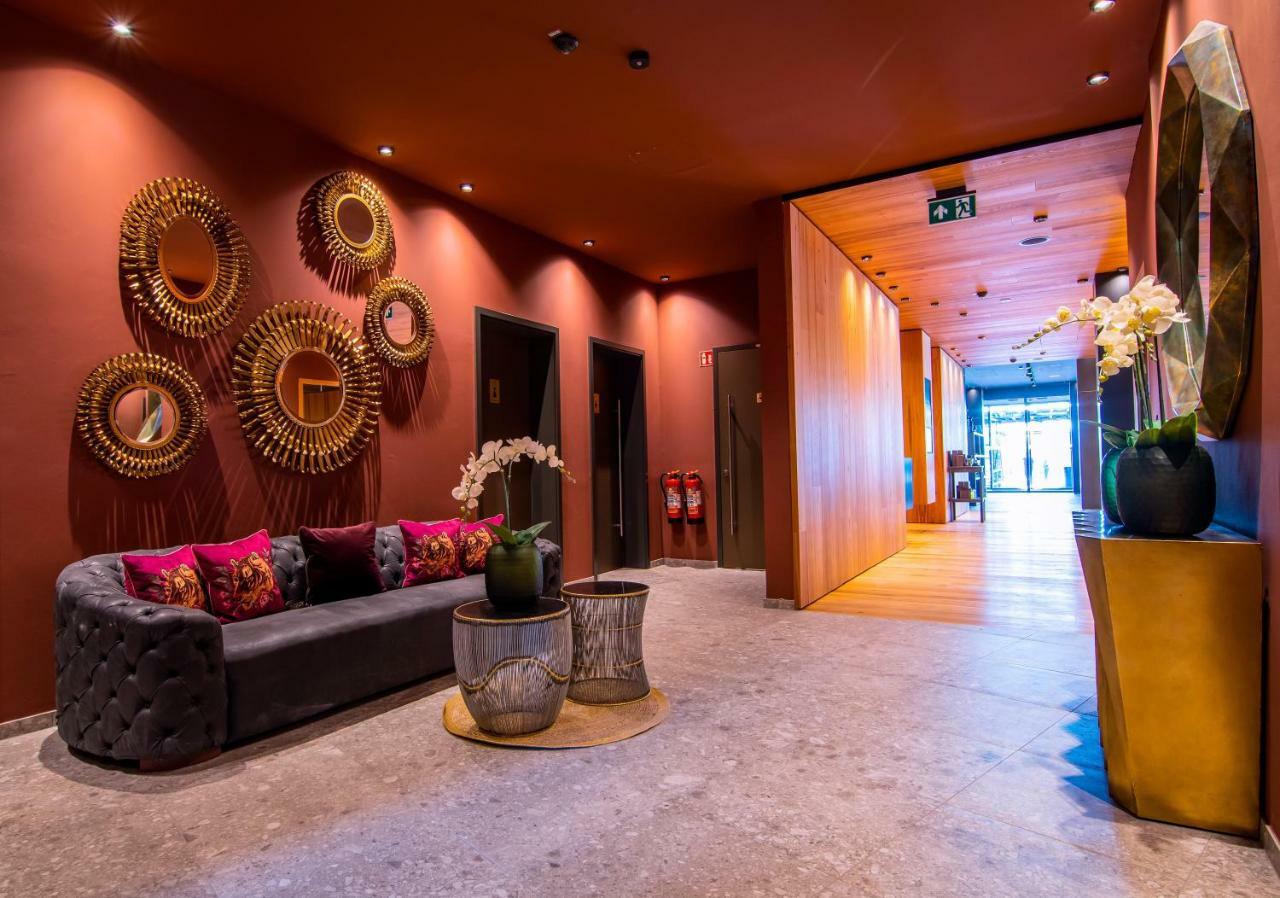 Meiser Design Hotel ディンケルスビュール エクステリア 写真